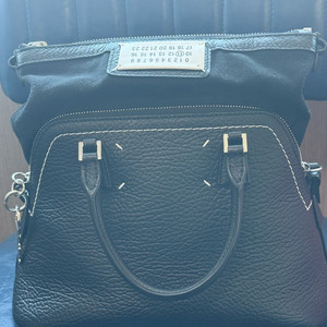 메종 마르지엘라 5AC 스몰 블랙 토트백