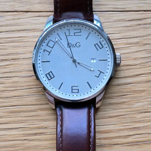 돌체앤가바나 D&G Time 남성 가죽 시계