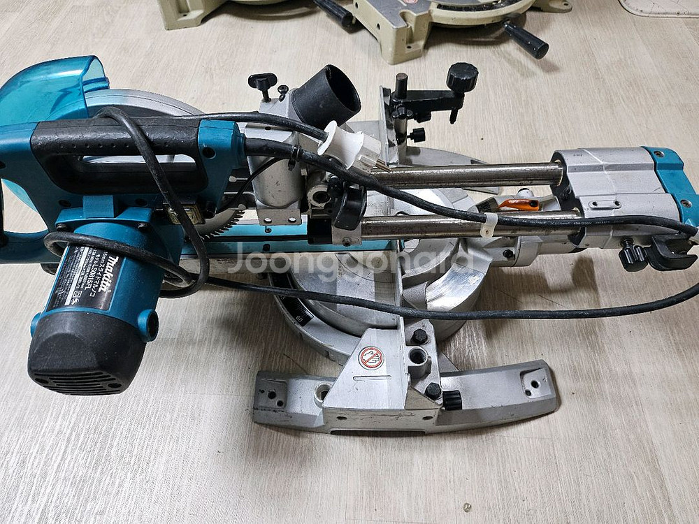 마끼다 마키타 슬라이딩 슬라이드 각도 절단기--2