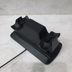 겜맥 시그니쳐 듀얼패드차져 듀얼쇼크4충전기