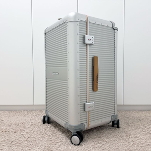 [새상품] 로우로우 알루미늄 캐리어 (28인치/실버)