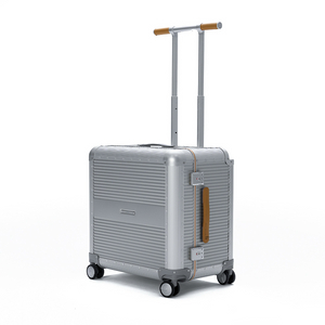 [새상품] 로우로우 알루미늄 캐리어 (24인치/실버)