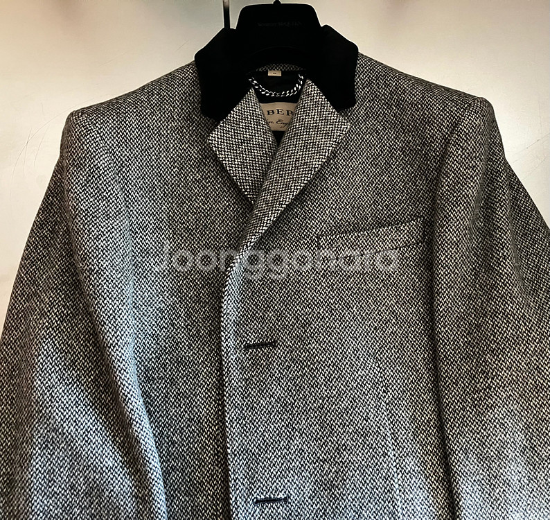 버버리 트위드 코트--5