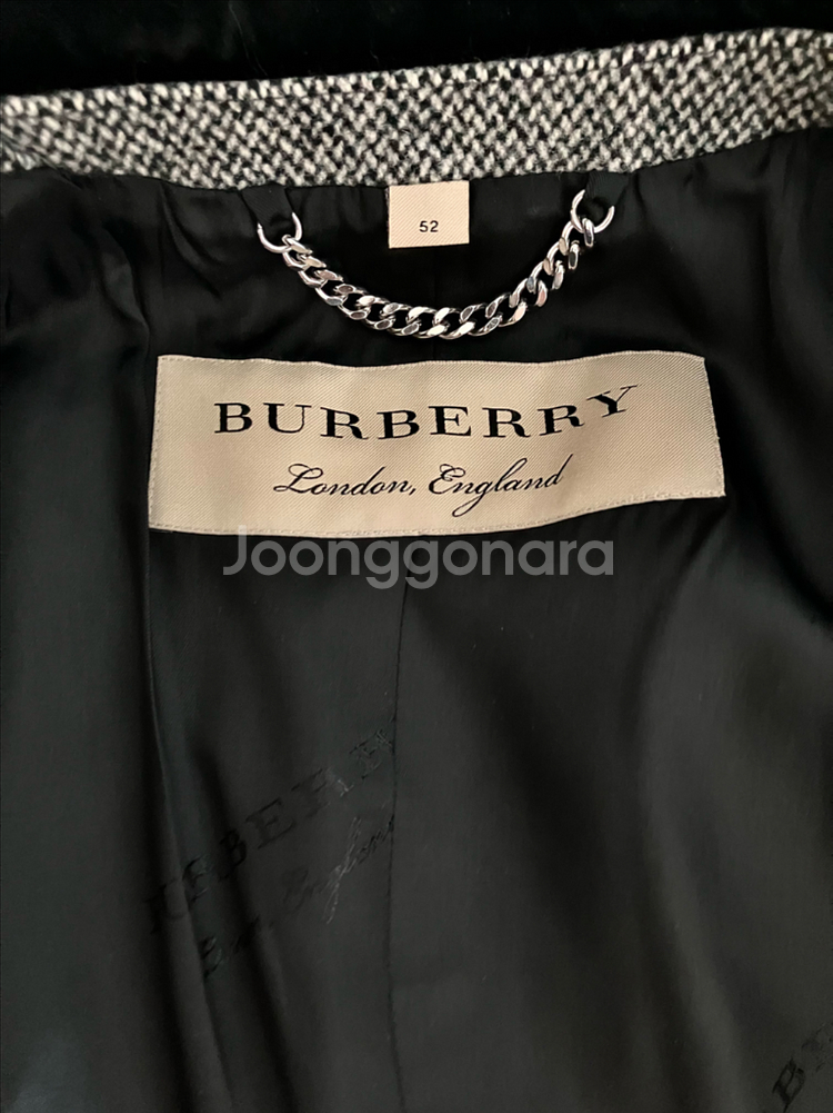 버버리 트위드 코트--3