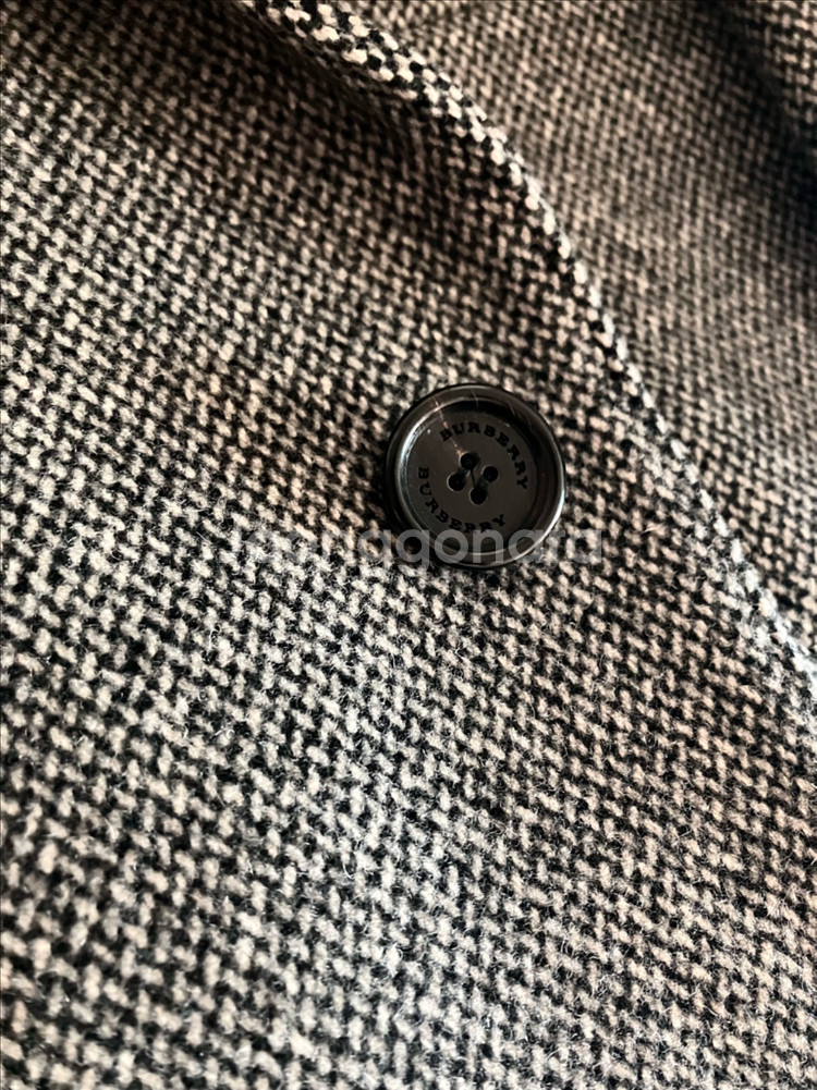 버버리 트위드 코트--4