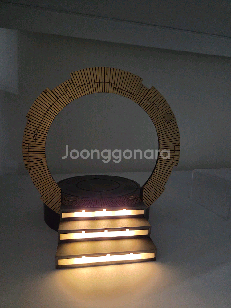 핫토이 아이언맨 마크6 디오라마 베이스--0