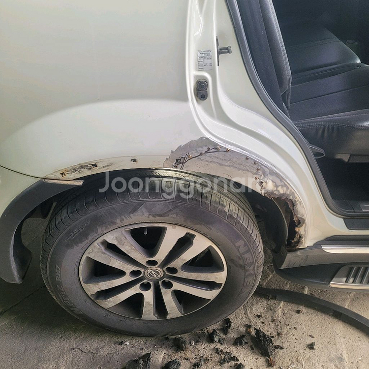 자동차외형복원/(렉스턴W)--3