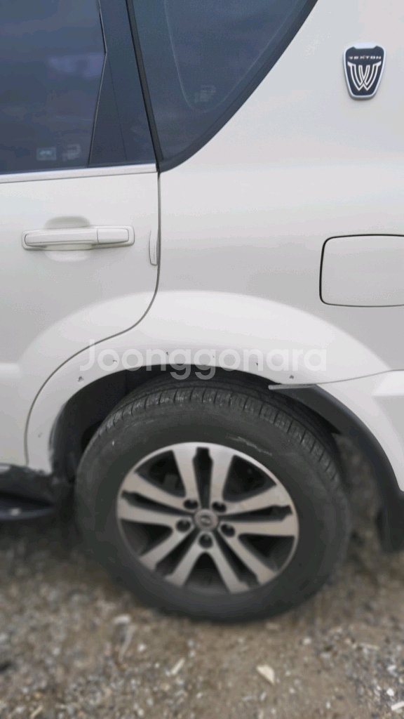 자동차외형복원/(렉스턴W)--1