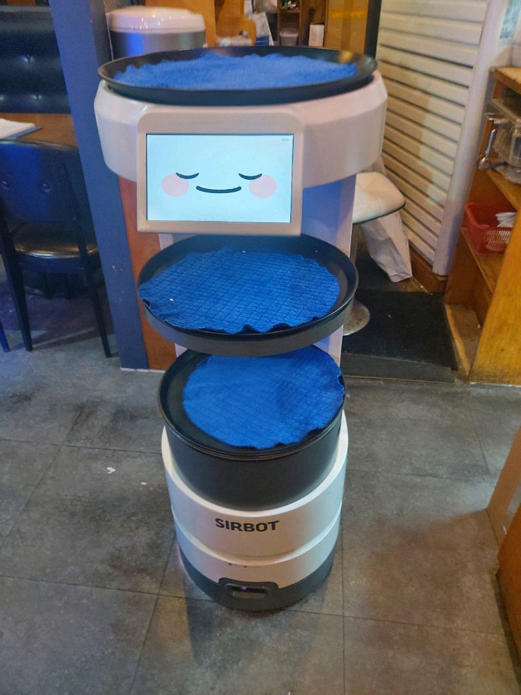서빙로봇(폐업으로 판매) 이미지