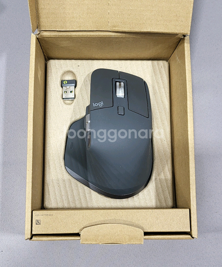 로지텍 MX MASTER 3S 마우스 팝니다.(택포)--2