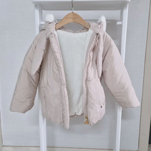 아동 패딩 100사이즈 팝니다. 택포