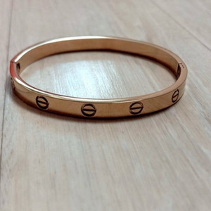 까르띠에 러브뱅글팔찌st