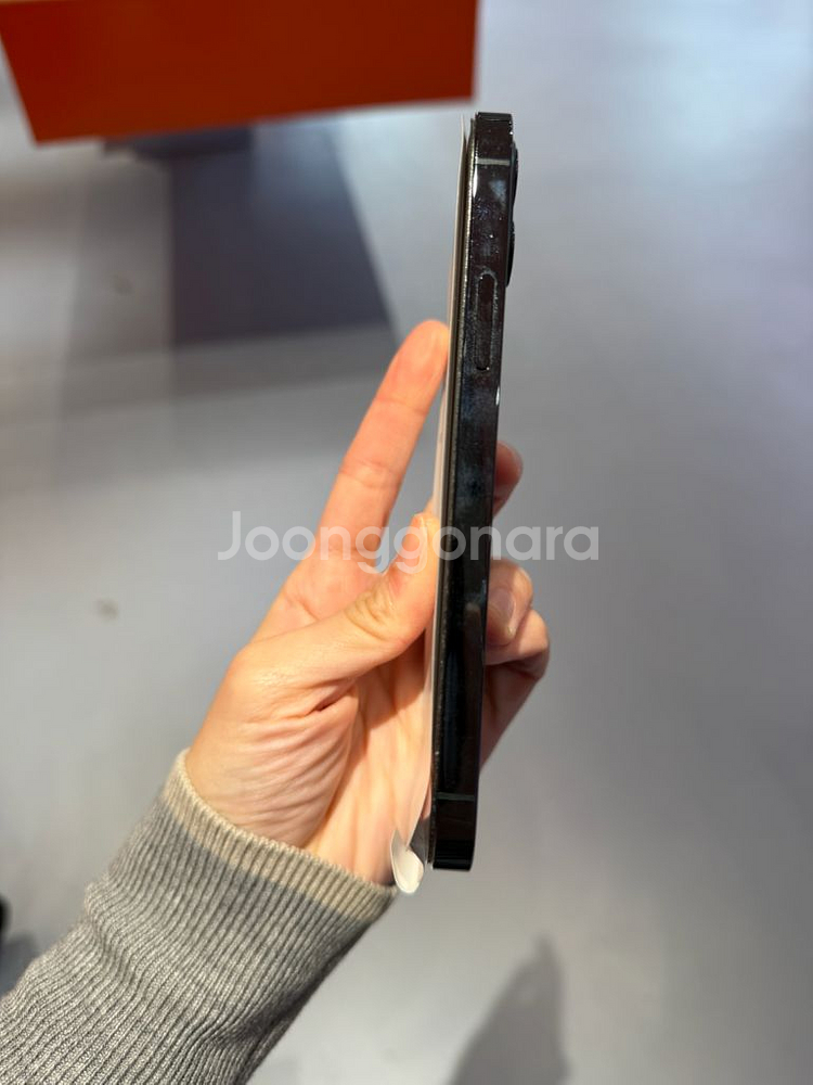 아이폰 12pro 128기가 퍼시픽블루 아주 깨끗해요!--2