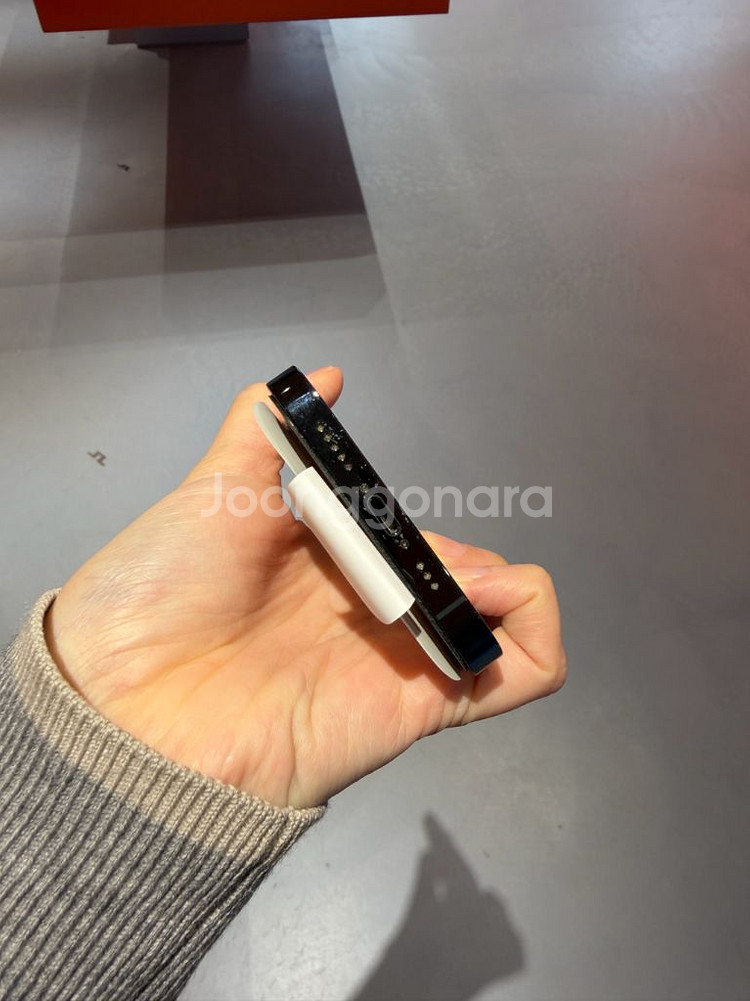 아이폰 12pro 128기가 퍼시픽블루 아주 깨끗해요!--1