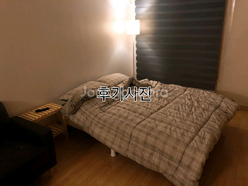 특가]푹신 발통 다리 일체형 슈퍼싱글 퀸 매트리스 침대--6