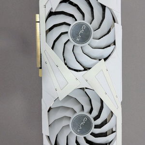 갤럭시 rtx3070ti 화이트