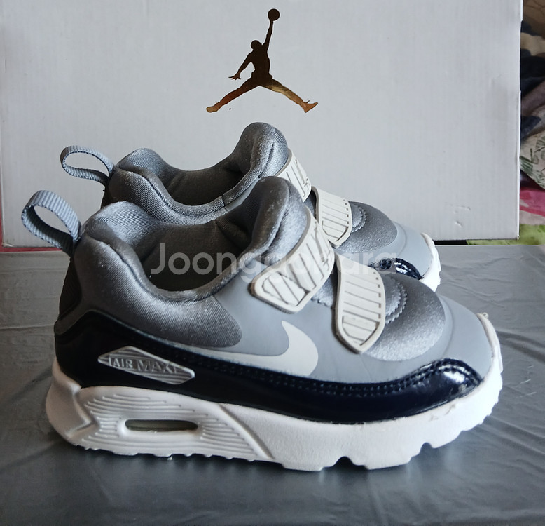 나이키키즈 에어맥스 타이니 130운동화 그레이--1