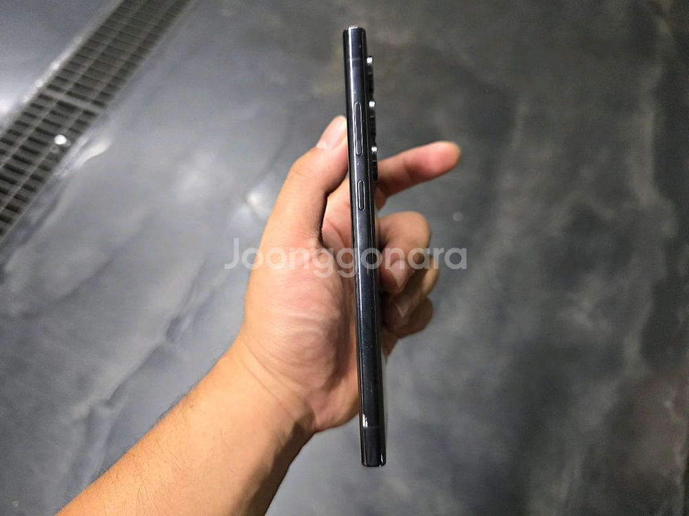 갤럭시23울트라 BMW M에디션 512기가 블랙--2