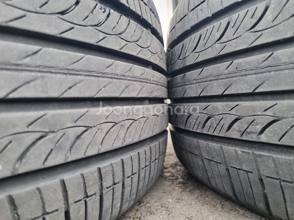 제네시스 G80 DH 19인치 프론트셋 휠타이어 팝니다--6