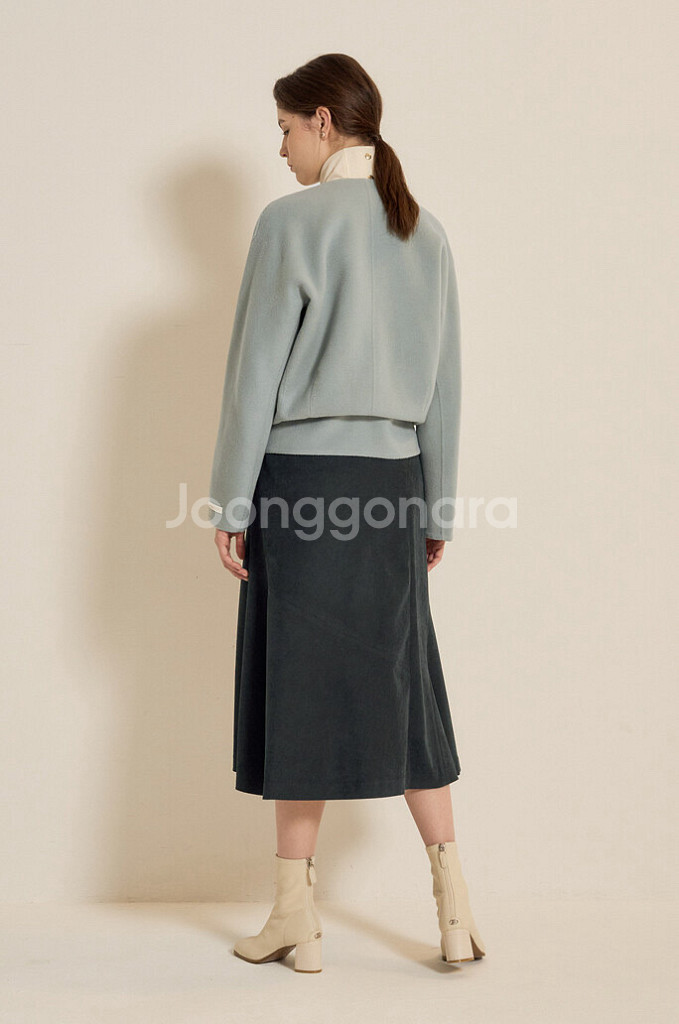 SJSJ 버튼 슬릿 플레어 스커트 택도 안 뗀 새상품--4