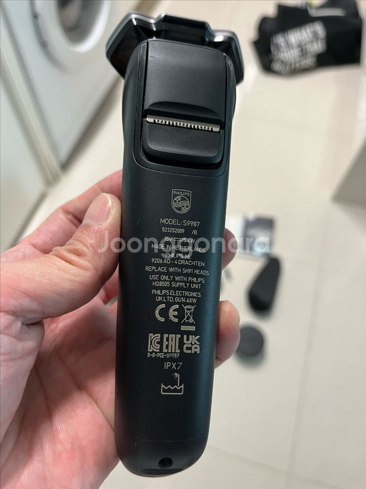 필립스 전기면도기 SkinIQ9000 S9987 풀세트--3