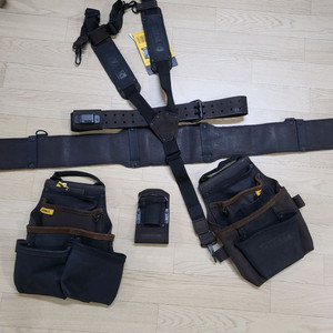디월트 가죽 툴벨트 판매합니다.(풀셋)