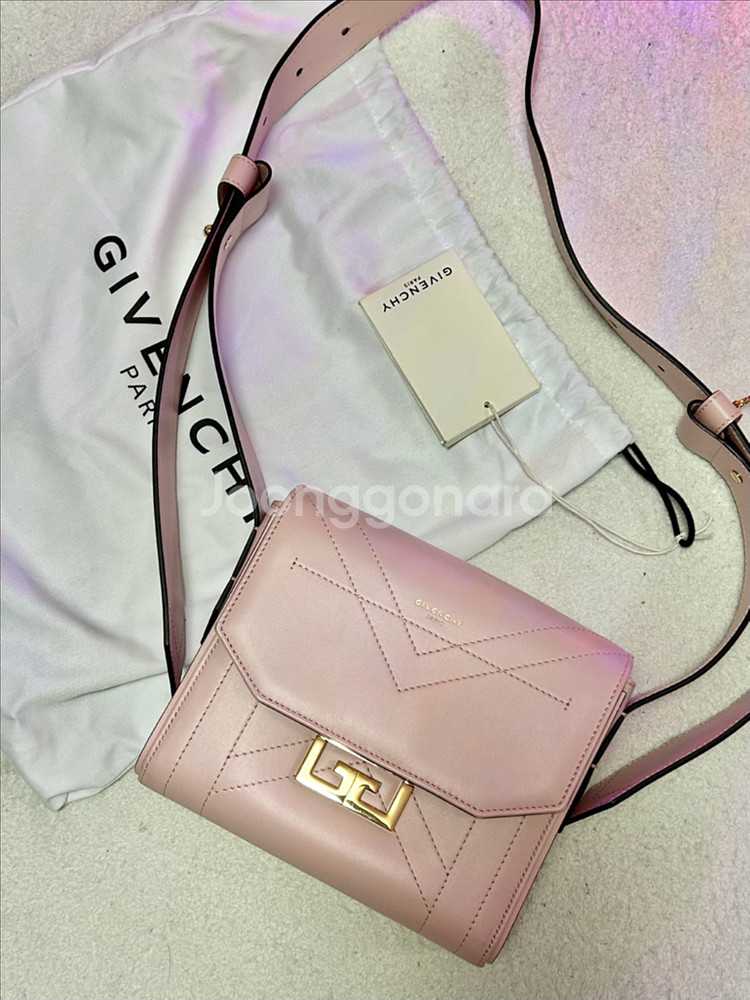 지방시 가방 에덴 스몰 숄더백 (수영백)--0