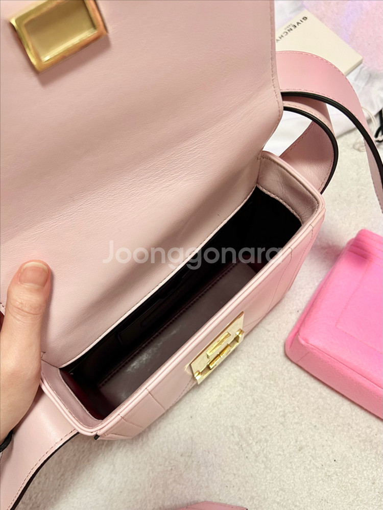 지방시 가방 에덴 스몰 숄더백 (수영백)--6