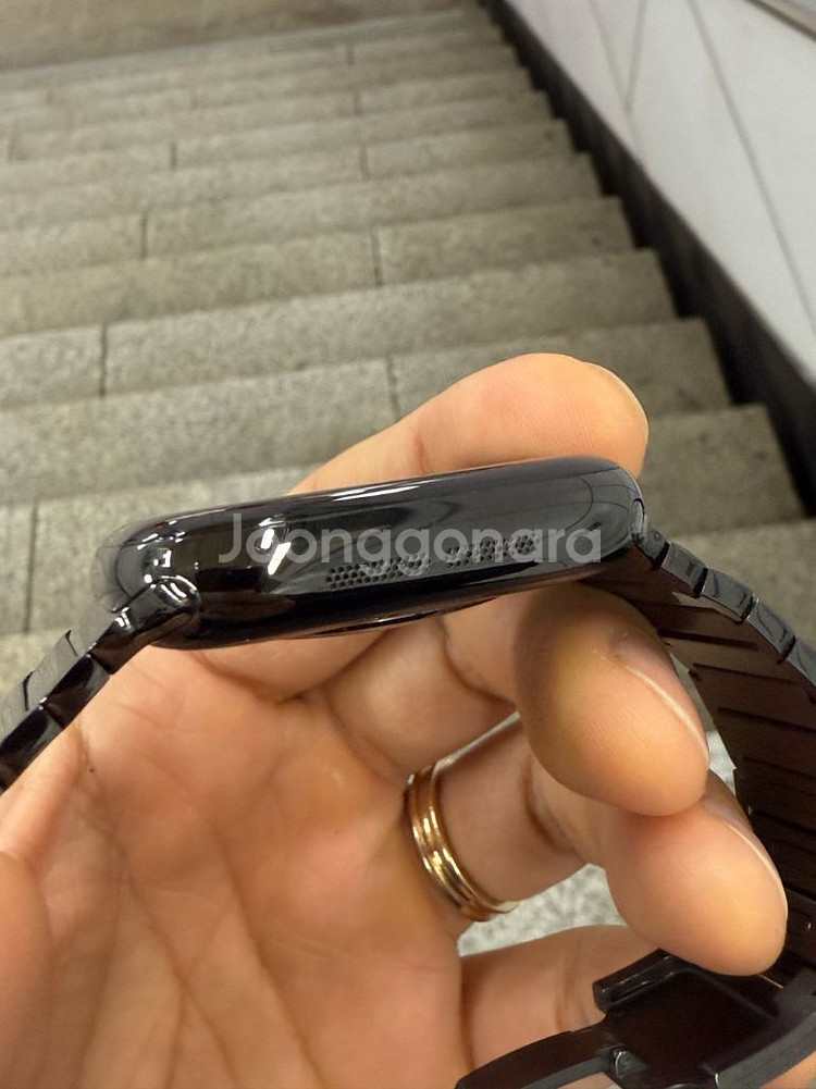 애플워치 10 GPS+Cellular 42mm 티타늄--2