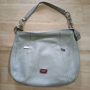 마이클코어스 소가죽가방