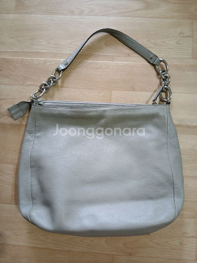 마이클코어스 소가죽가방--1