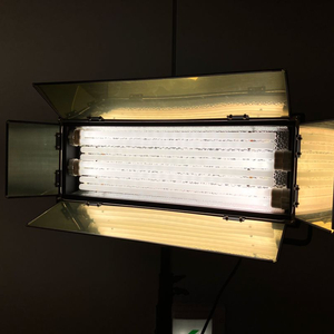 스틸라이트 FLO220형광라이트 방송조명