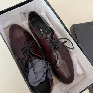 dune 구두 버건디컬러 uk7 박스풀 새상품