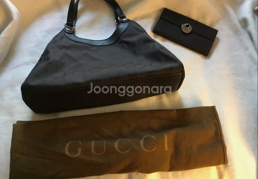 구찌 숄더백+지갑 일괄--0