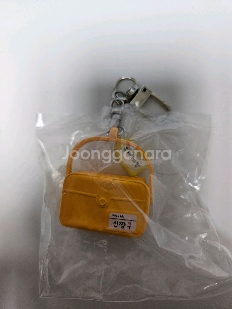 짱구 프렌즈4 흰둥이 및 미니어쳐 책가방 키링 피규어--3