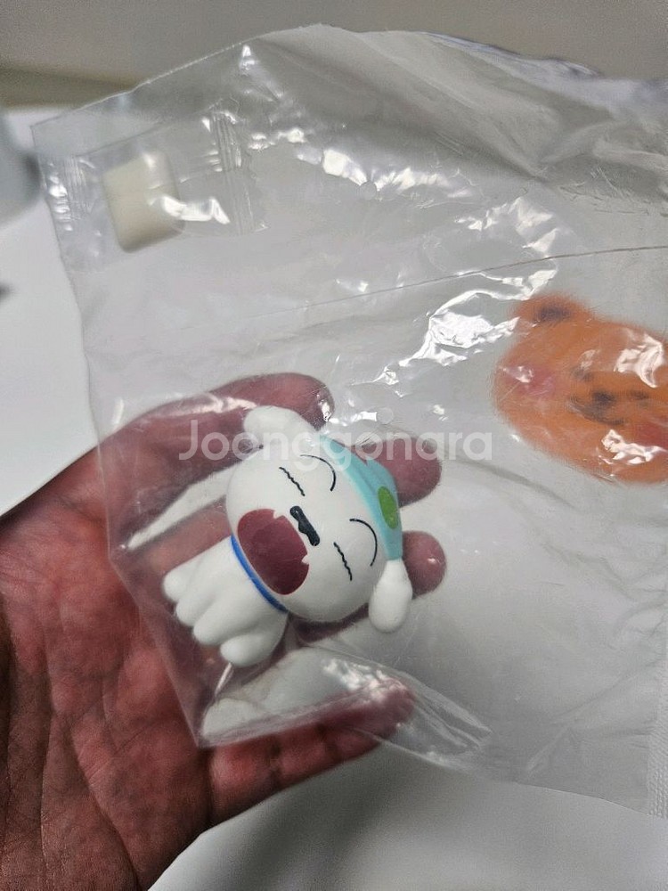 짱구 프렌즈4 흰둥이 및 미니어쳐 책가방 키링 피규어--2