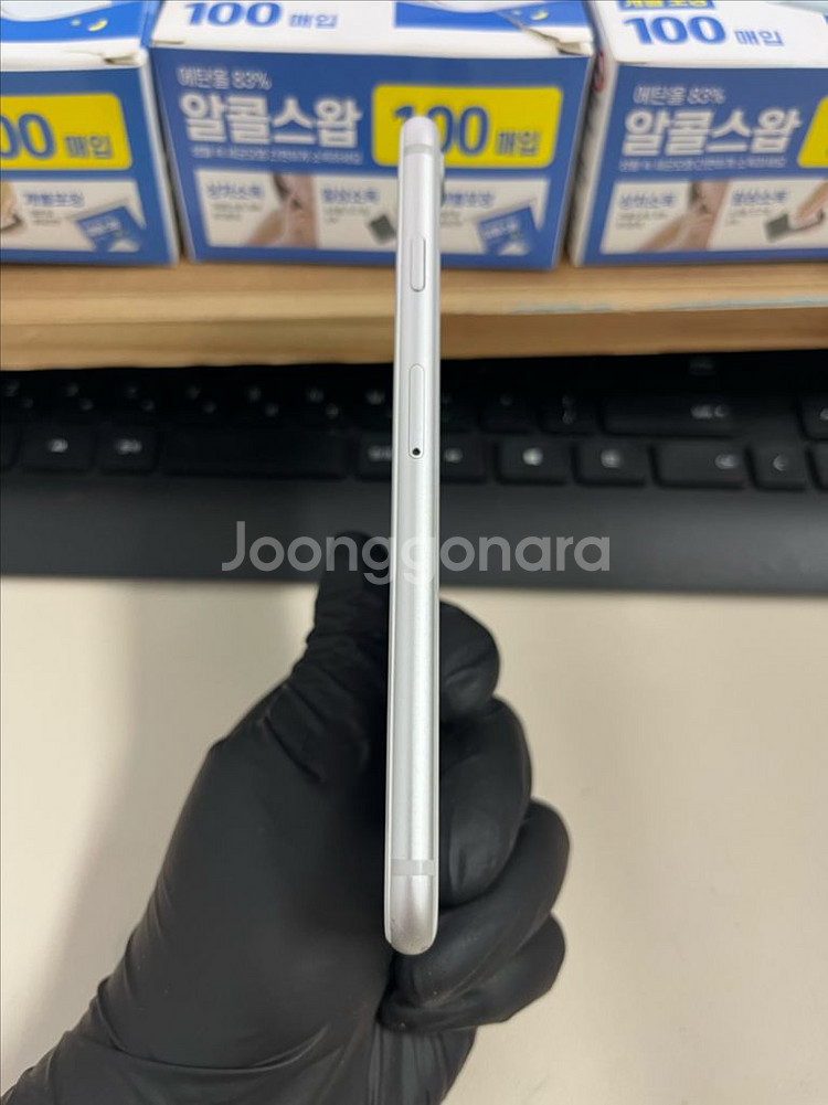 아이폰8 256G 실버 S급!--4