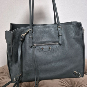 발렌시아가 파피에르 쇼퍼백 그레이