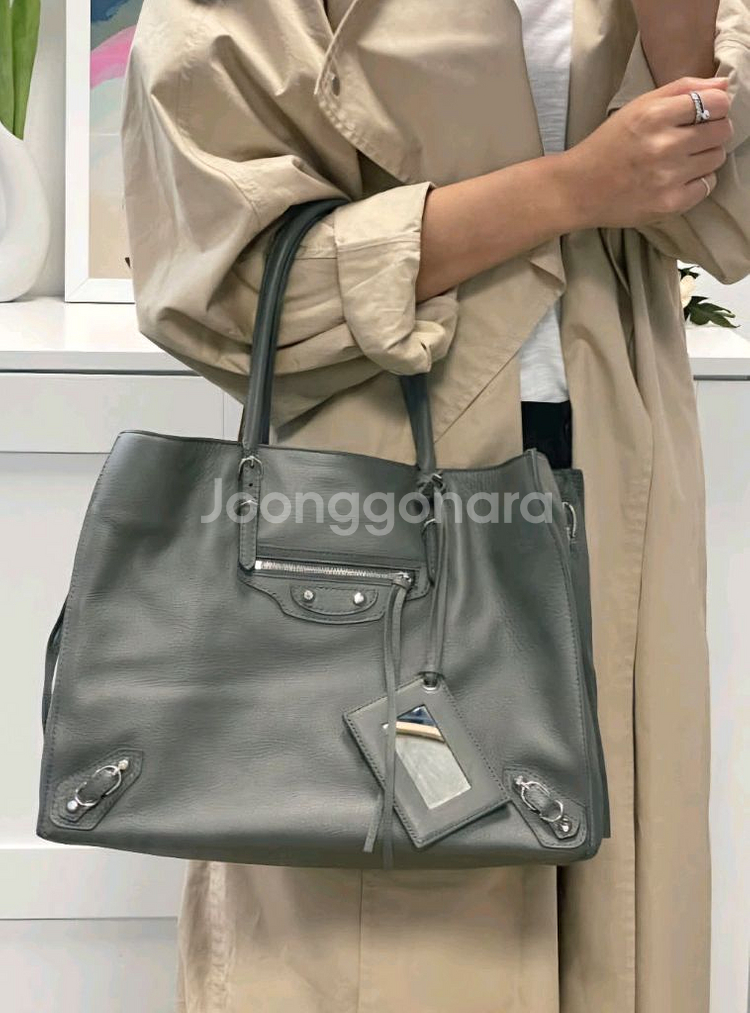 발렌시아가 파피에르 쇼퍼백 그레이--9