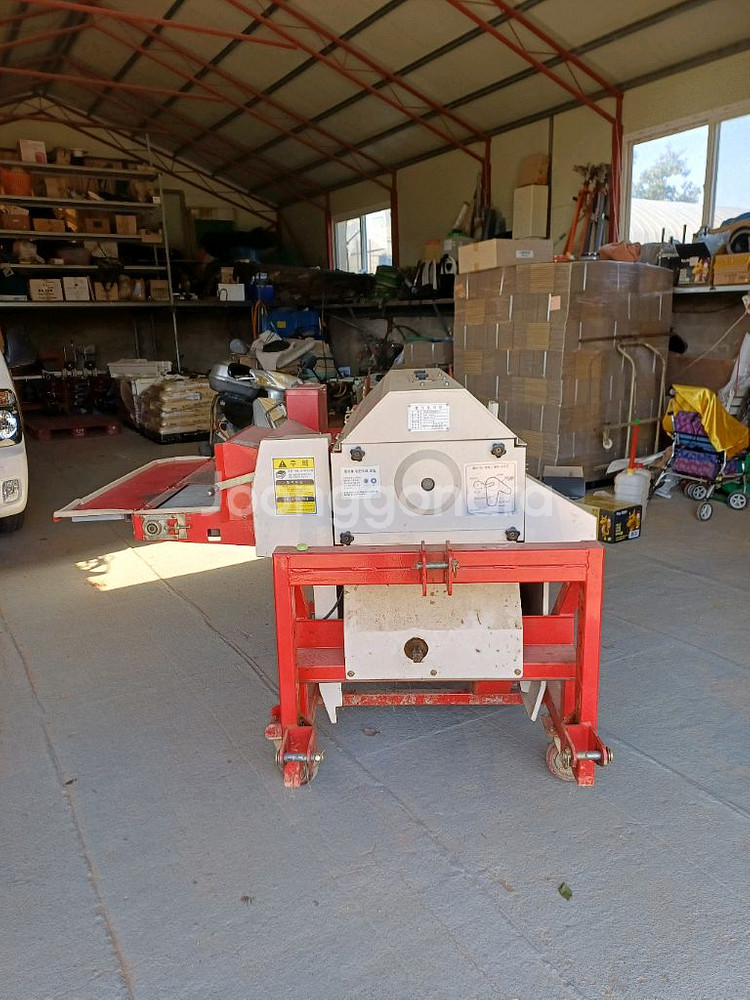 콩탈곡기 전자동 sbk-14000t 팝니다--3