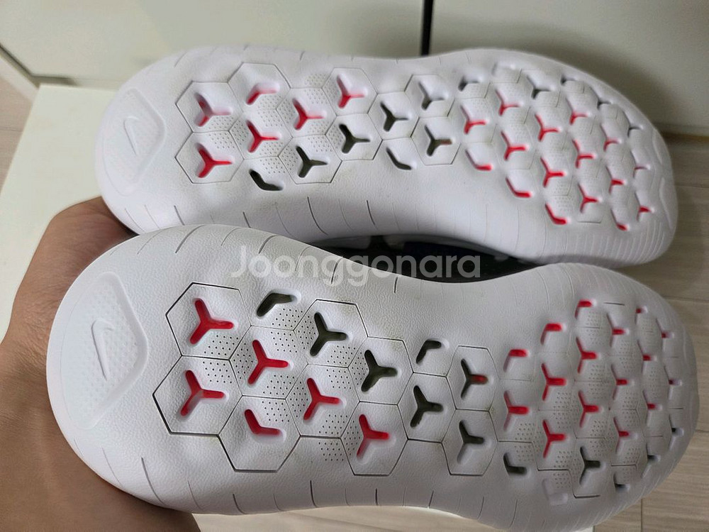 나이키 270사이즈 판매합니다.--2