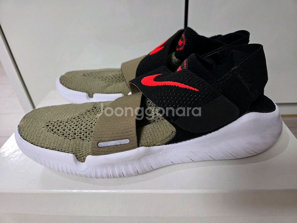 나이키 270사이즈 판매합니다.--0