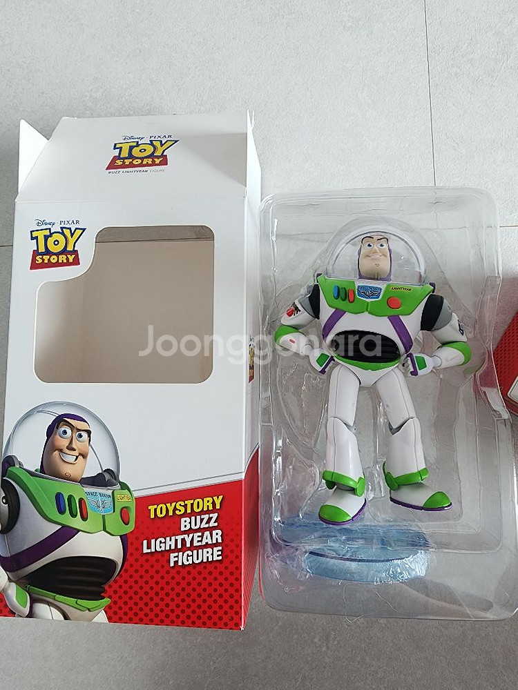 롯데리아 굿즈 토이스토리 버즈라이트,우디 피규어--1