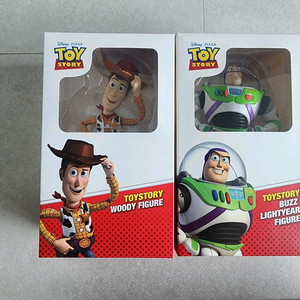 롯데리아 굿즈 토이스토리 버즈라이트,우디 피규어