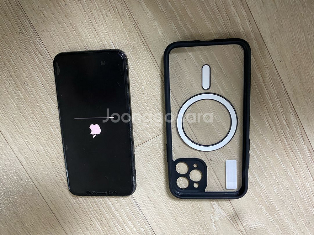 아이폰11프로 256기가 팝니다--4