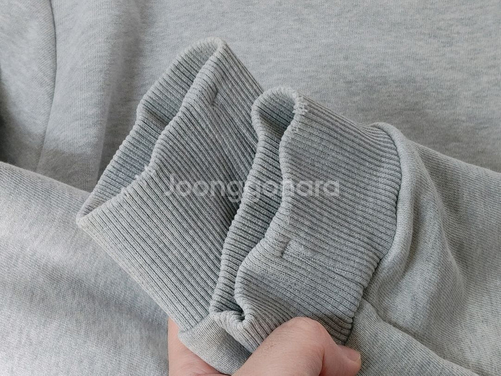 Discovery 디스커버리 그레이 스판 맨투맨--6