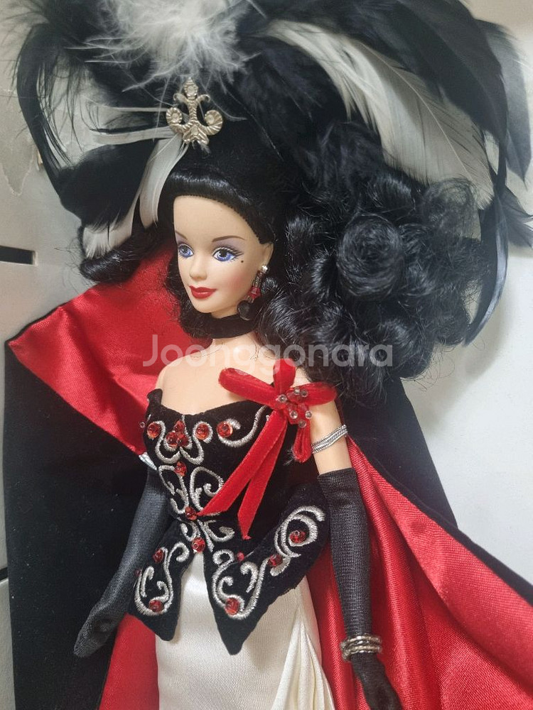 바비인형 리미티드에디션 illusion barbi--1