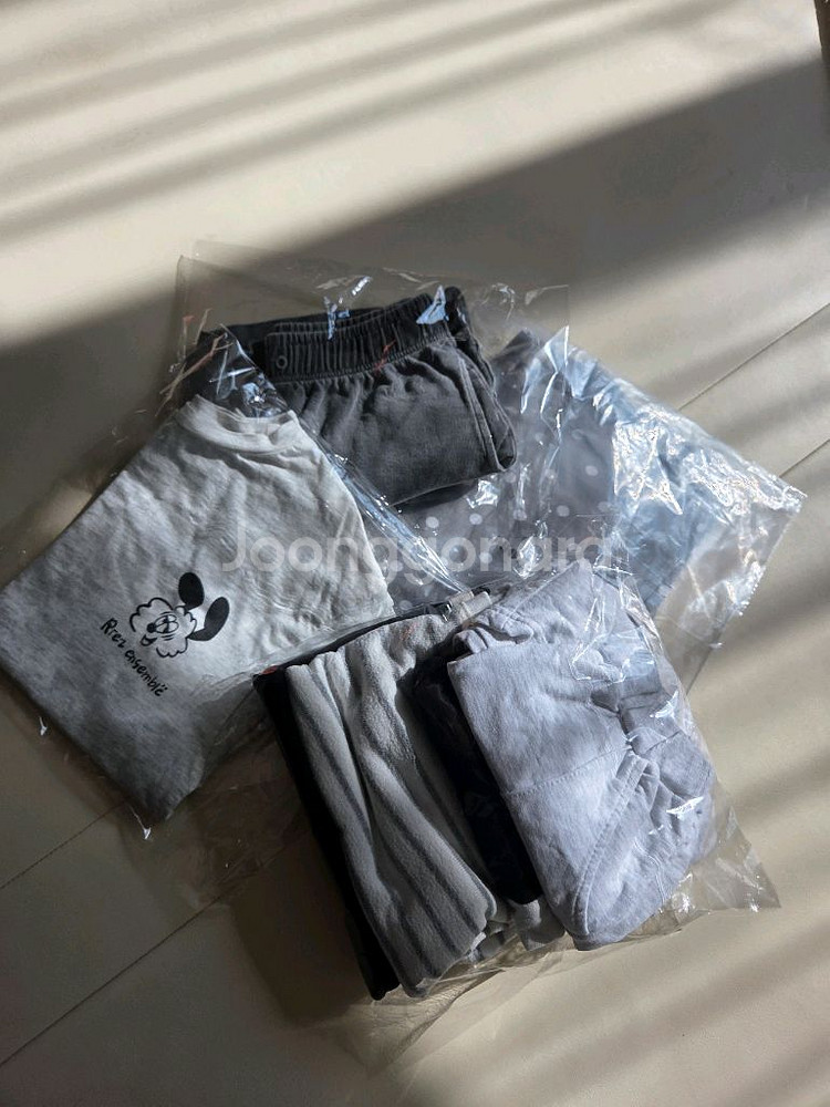 아동복 맨투맨 반팔 바지 디그린 아워 일괄 판매--6