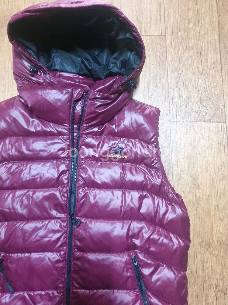 뉴발란스 패딩 후드조끼 95 사이즈입니다--1