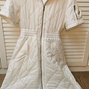 지포어 반팔 패딩 백화점정품S